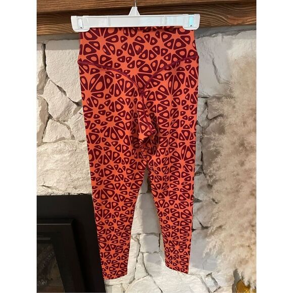 Vitality x Cosmopolitan the ascend pant tights size S - Picture 2 of 4